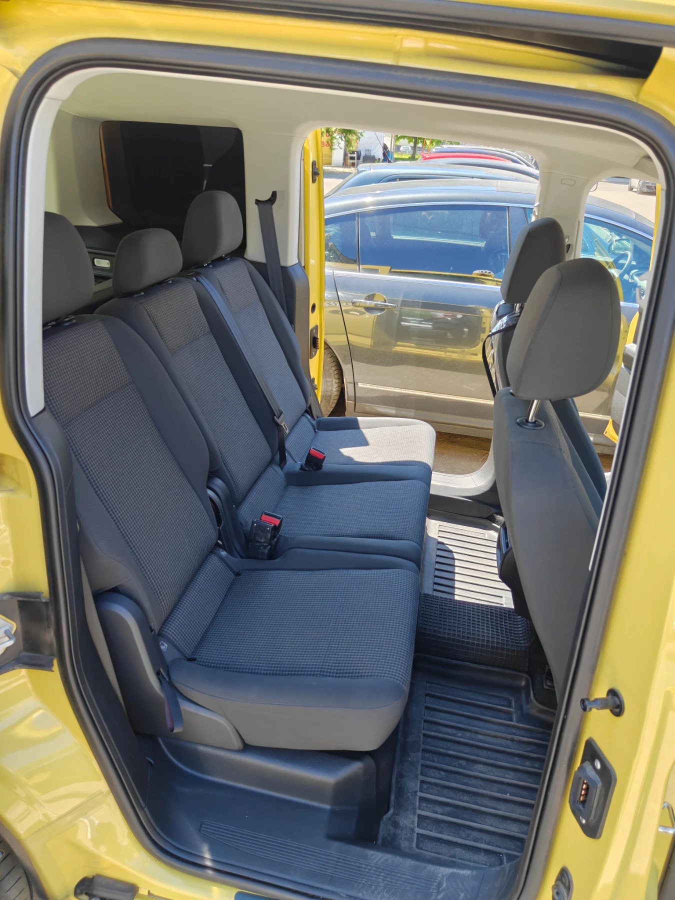 VW Caddy Taxi, снимка 11 - Автомобили и джипове - 54428033