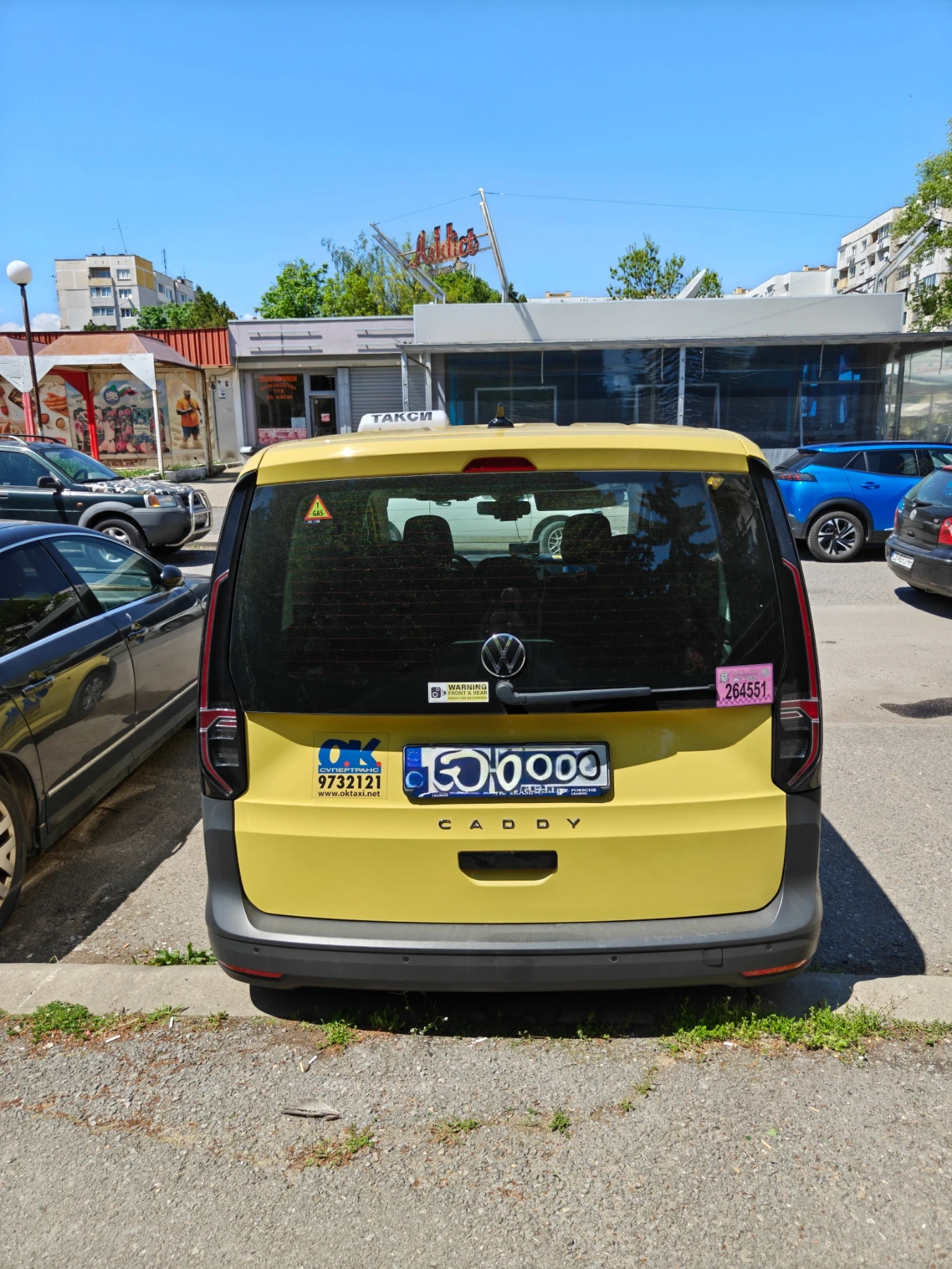 VW Caddy Taxi, снимка 4 - Автомобили и джипове - 54428033