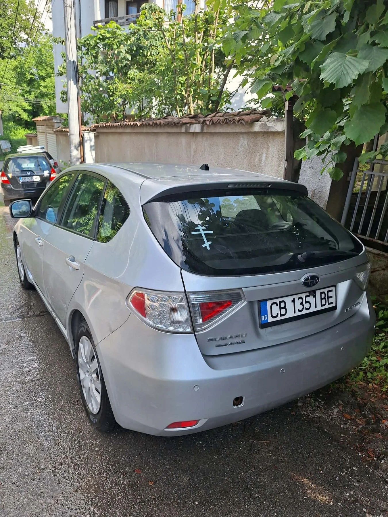 Subaru Impreza 1.5, снимка 2 - Автомобили и джипове - 54736157