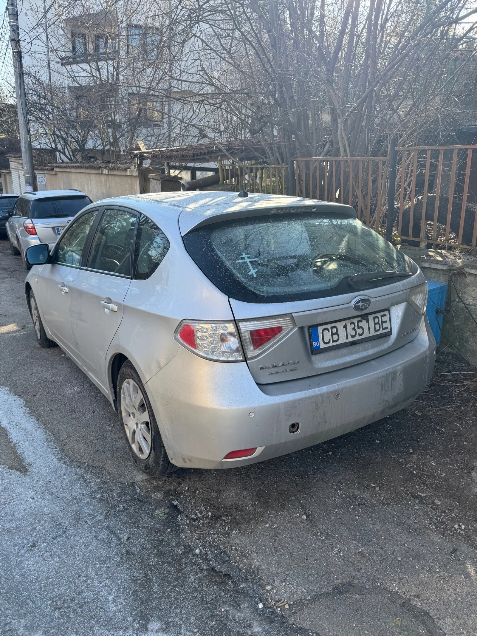 Subaru Impreza 1.5, снимка 3 - Автомобили и джипове - 54736157