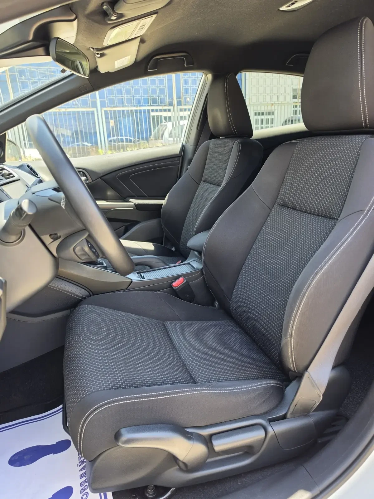 Honda Civic 1.8i-VTEC Black Edition, City Break, ЕВРО 6, снимка 11 - Автомобили и джипове - 54862209