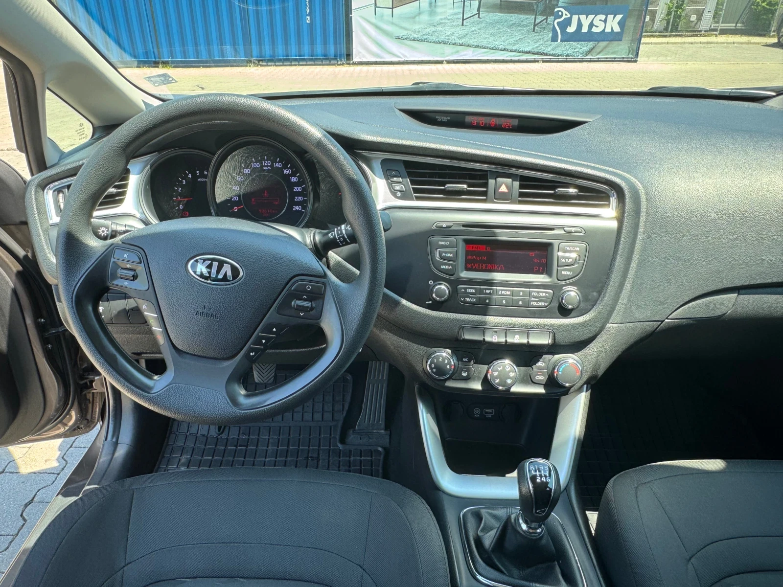 Kia Ceed 1.4crdi, 98хил.км, снимка 9 - Автомобили и джипове - 54987302