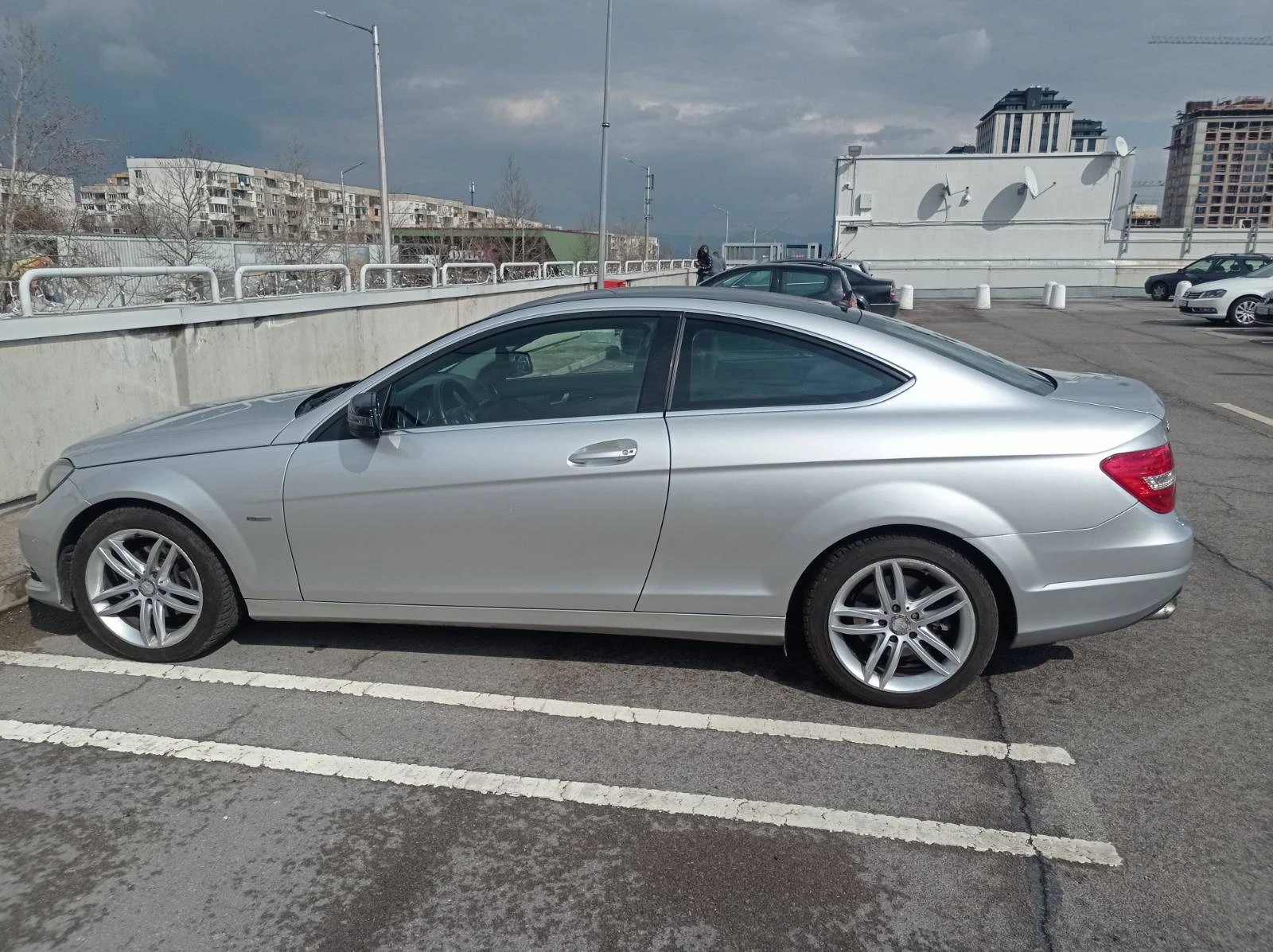 Mercedes-Benz C 220, снимка 9 - Автомобили и джипове - 55082016