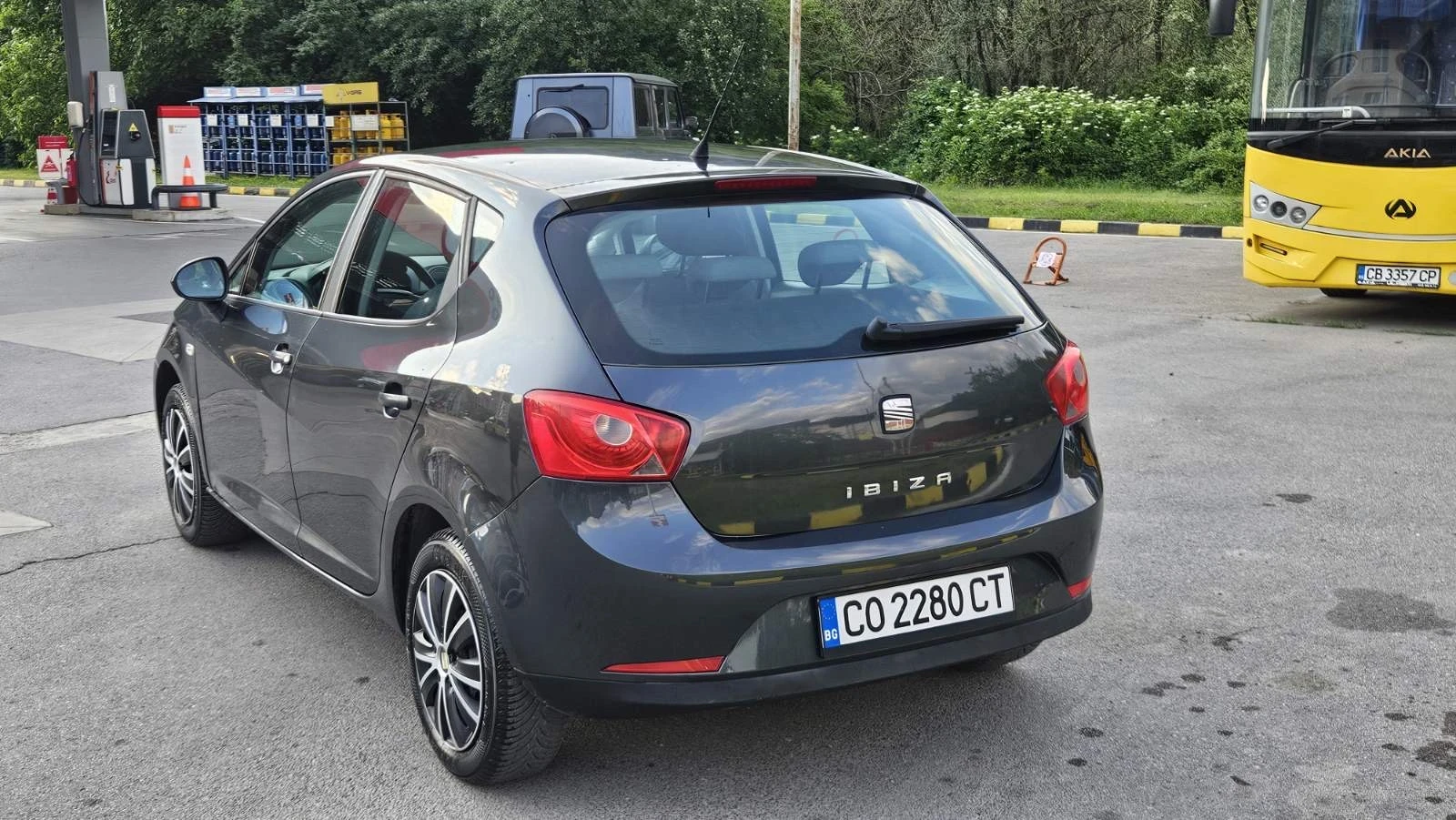 Seat Ibiza, снимка 9 - Автомобили и джипове - 55182944
