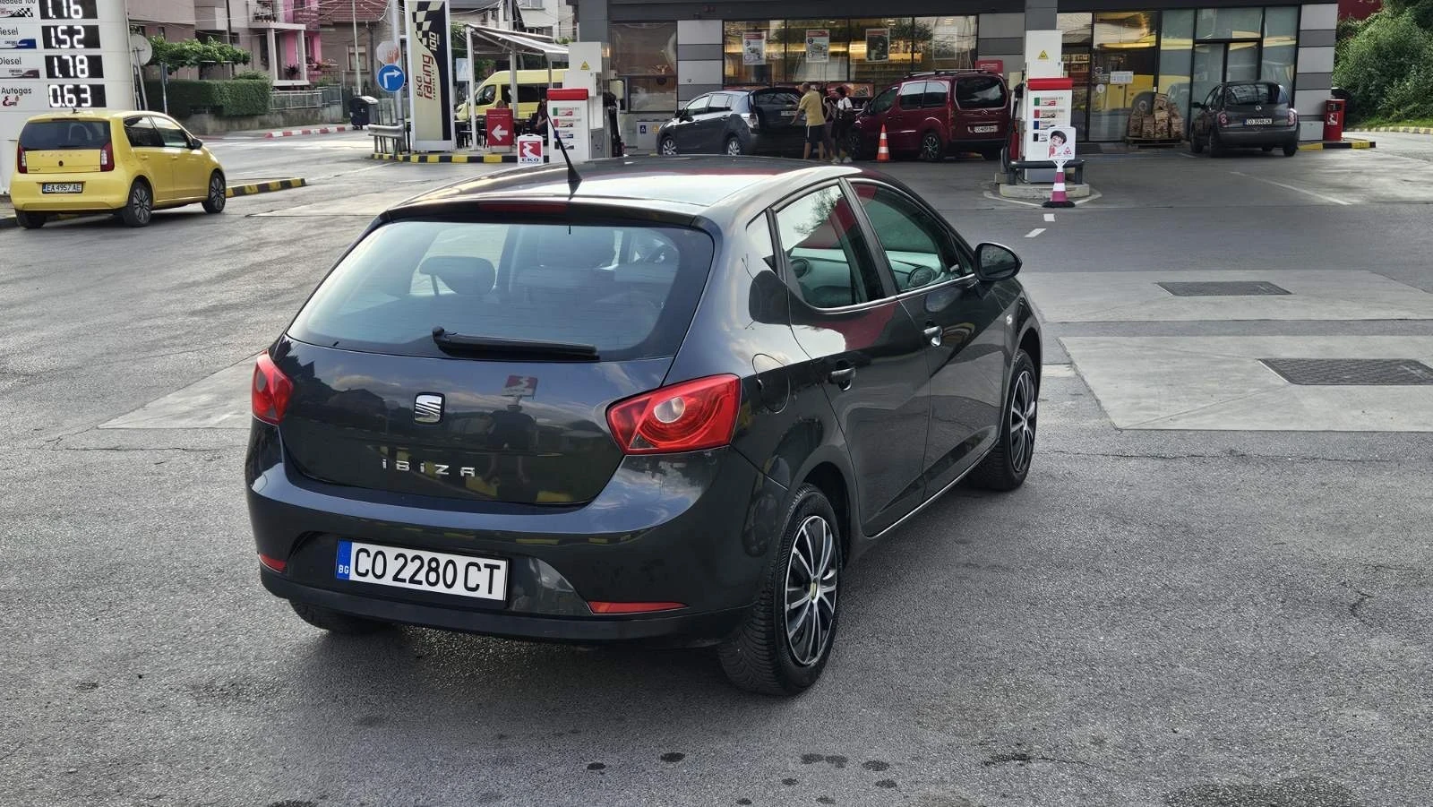 Seat Ibiza, снимка 8 - Автомобили и джипове - 55182944