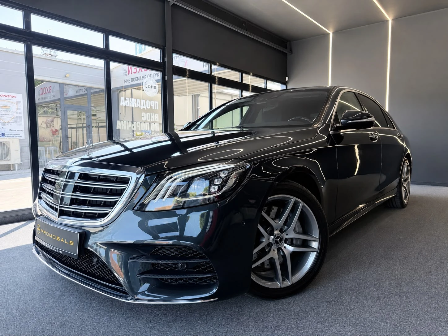 Mercedes-Benz S 350 L* AMG* 4M* Burmester* TV* Pano* Full* ЛИЗИНГ, снимка 3 - Автомобили и джипове - 55543645