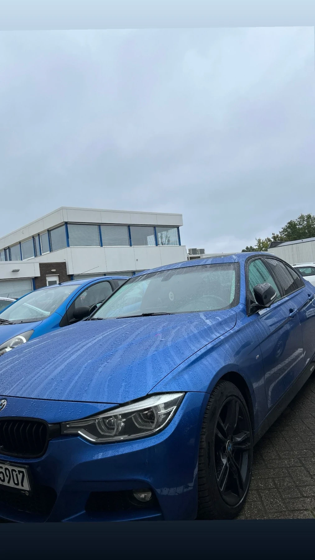 BMW 320 M Sport, снимка 3 - Автомобили и джипове - 55944047