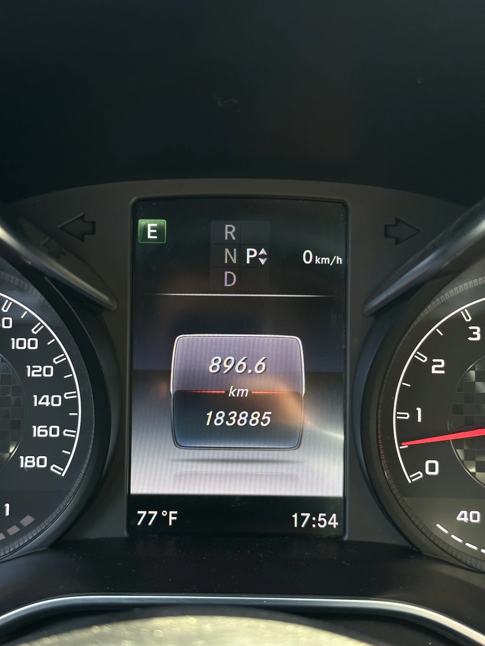 Mercedes-Benz C 43 AMG 4MATIC V6 Bi-Turbo, снимка 13 - Автомобили и джипове - 55998468