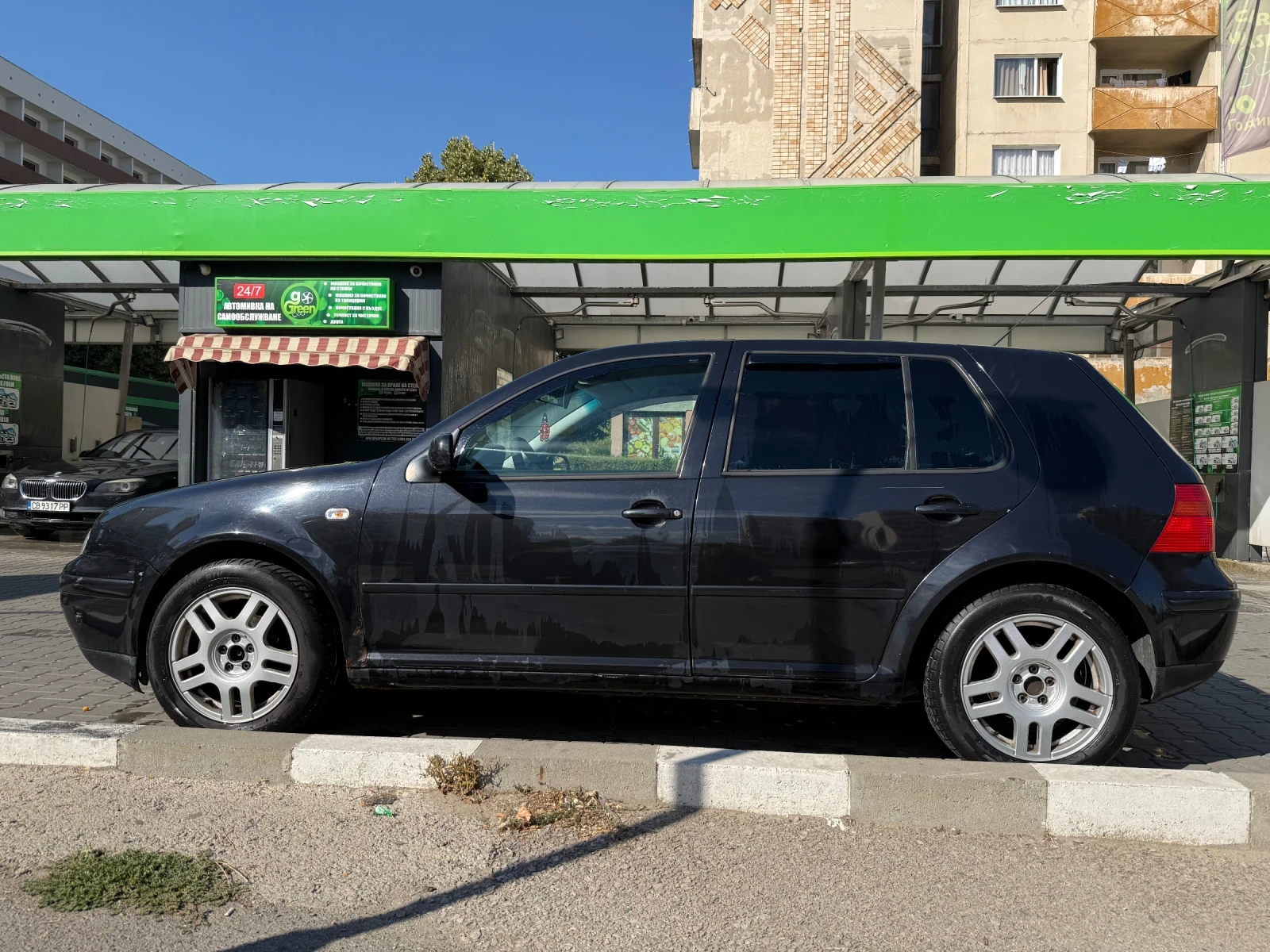 VW Golf 1.6 С ГАЗ, снимка 5 - Автомобили и джипове - 56131815