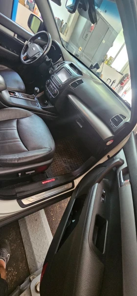 Kia Sorento 2.2CRDI 4X4, снимка 12