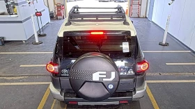 Toyota Fj cruiser - 39899 лв. - 68210517 | Car24.bg