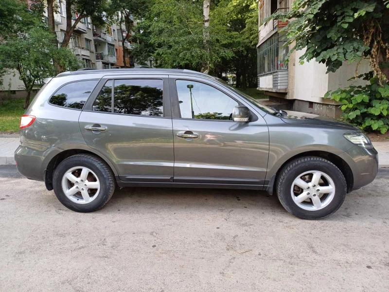 Hyundai Santa fe 2.2 DIZEL, снимка 4 - Автомобили и джипове - 47379408