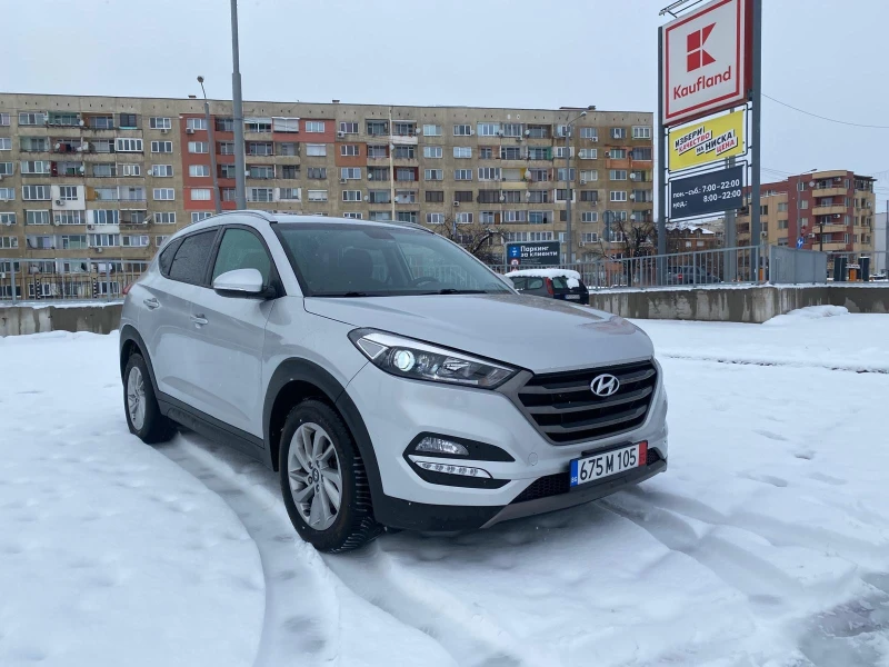 Hyundai Tucson 2, 0CRDI 4X4 AUTOMATIC, снимка 5 - Автомобили и джипове - 48458828