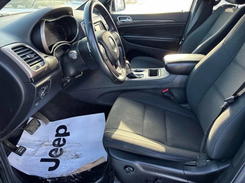 Jeep Grand cherokee * Laredo * CARFAX * БЕЗ ПЪРВОНАЧАЛНА ВНОСКА, снимка 5 - Автомобили и джипове - 53193450