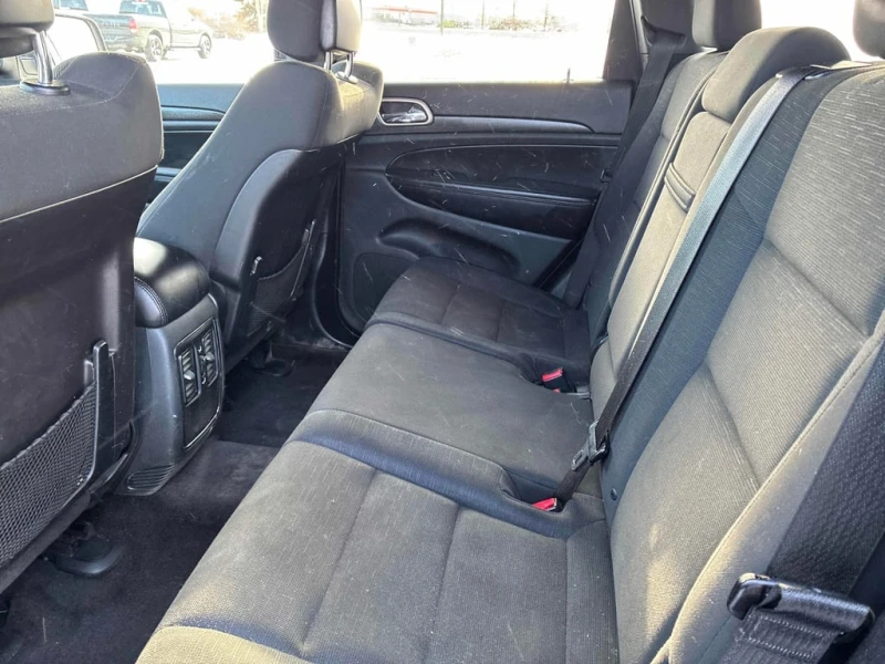 Jeep Grand cherokee * Laredo * CARFAX * БЕЗ ПЪРВОНАЧАЛНА ВНОСКА, снимка 17 - Автомобили и джипове - 53193450