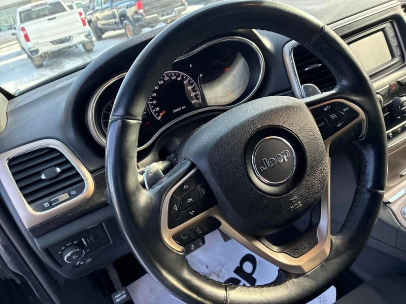 Jeep Grand cherokee * Laredo * CARFAX * БЕЗ ПЪРВОНАЧАЛНА ВНОСКА, снимка 15 - Автомобили и джипове - 53193450