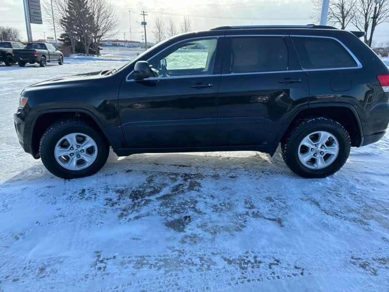 Jeep Grand cherokee * Laredo * CARFAX * БЕЗ ПЪРВОНАЧАЛНА ВНОСКА, снимка 2 - Автомобили и джипове - 53193450