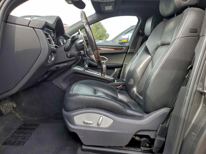 Porsche Macan S* PDK* ПОДГРЕВ* КАМЕРА* КЕЙЛЕС* LANE* ASSIST, снимка 9 - Автомобили и джипове - 53247678