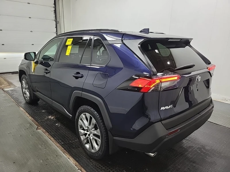 Toyota Rav4 * XLE * CARFAX * ДВА КЛЮЧА* ПАНОРАМА* , снимка 2 - Автомобили и джипове - 53439408