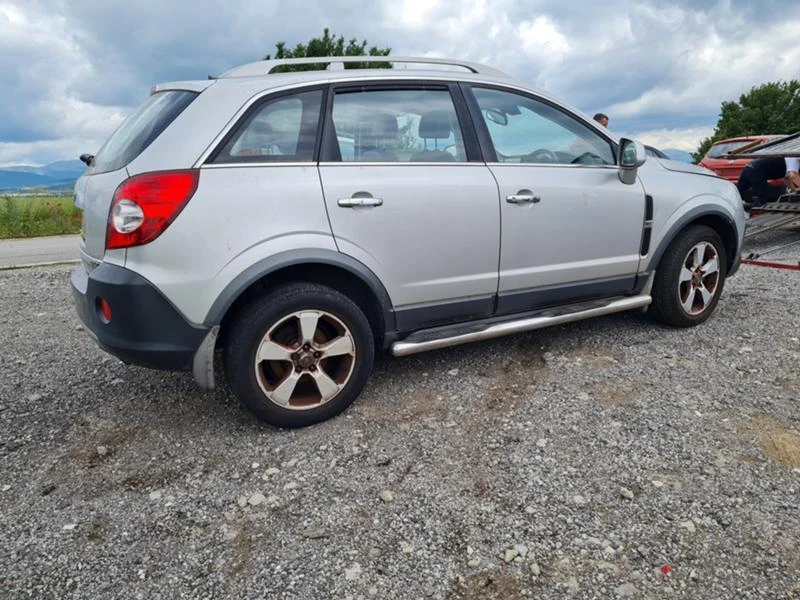 Opel Antara 2.0d, снимка 5 - Автомобили и джипове - 33219511