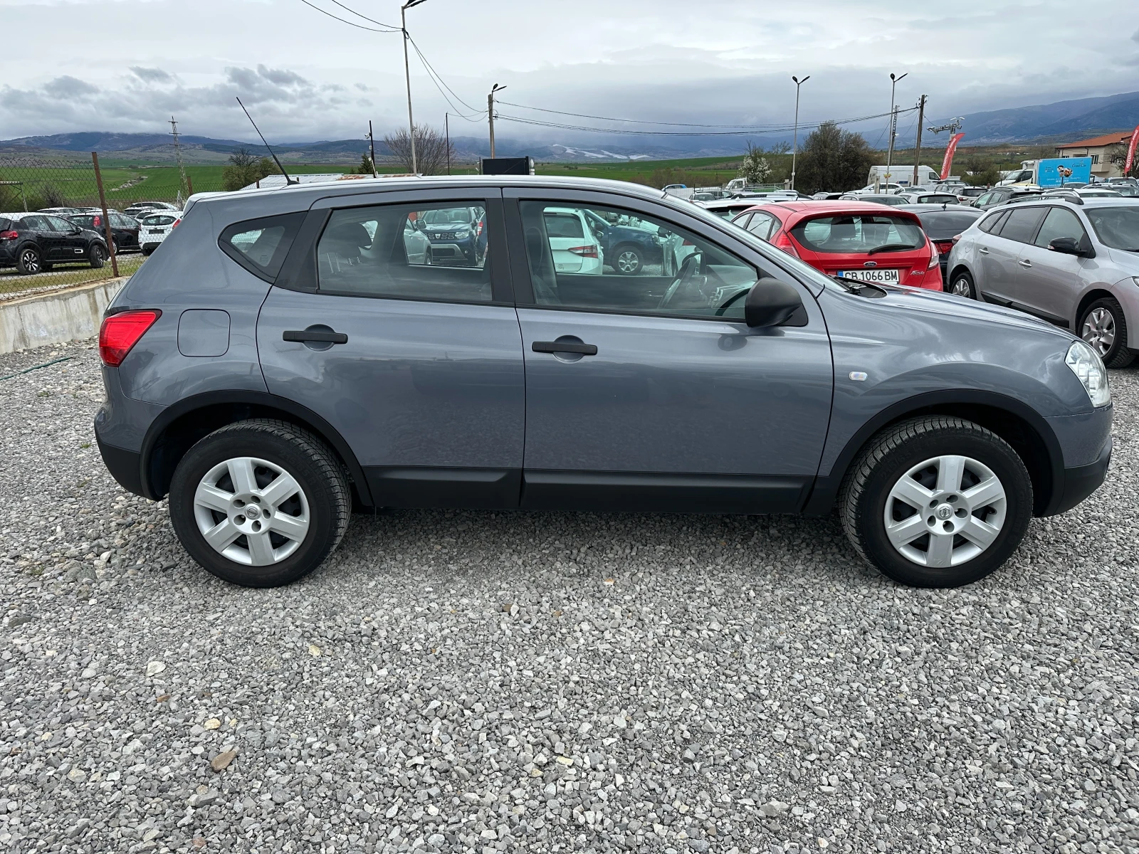 Nissan Qashqai 1.5dCi - изображение 2
