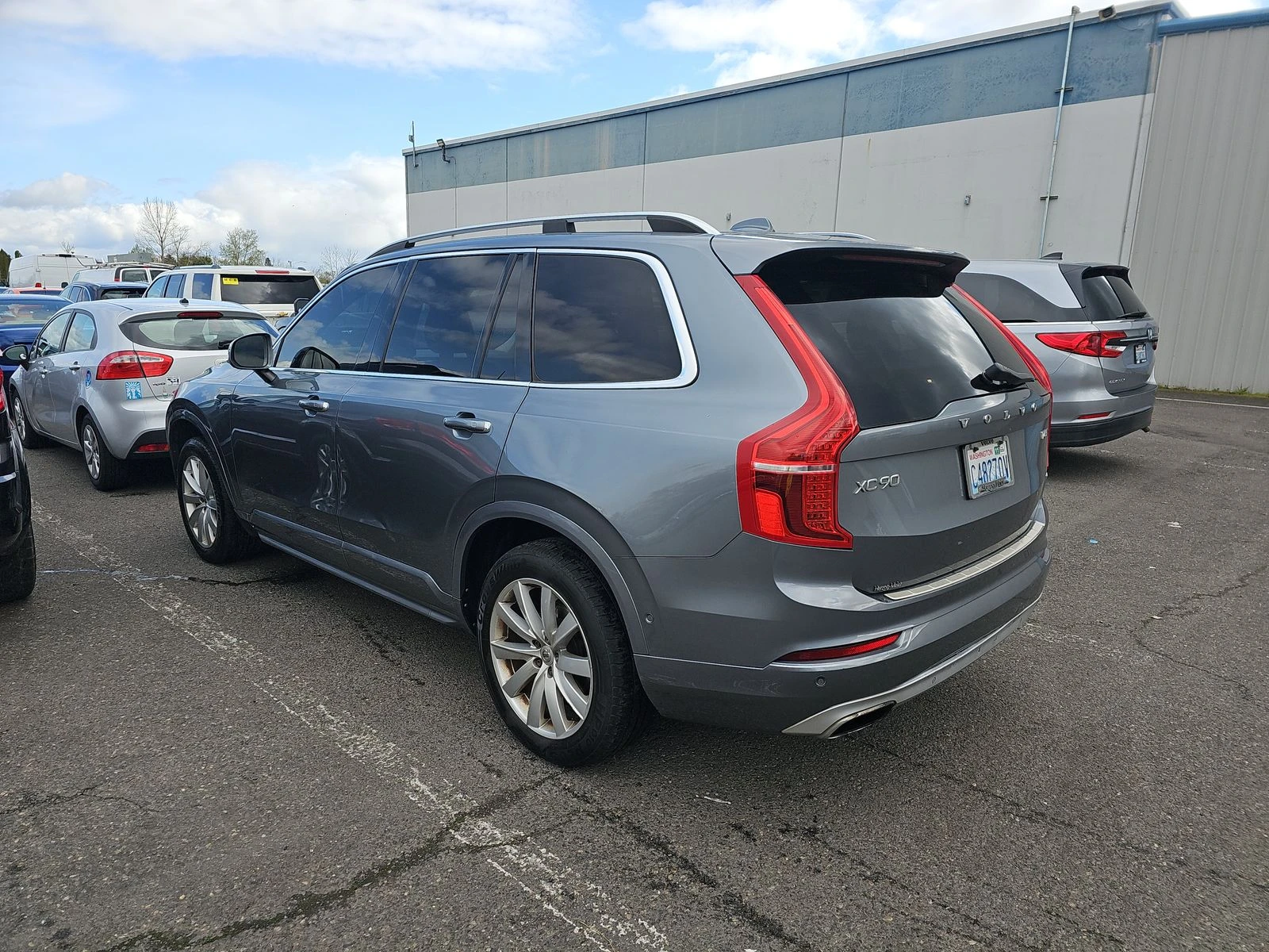 Volvo Xc90 T6 Momentum/ПОДГРЕВ/КАМЕРА/ПАНОРАМА/LANE ASSIST - изображение 5