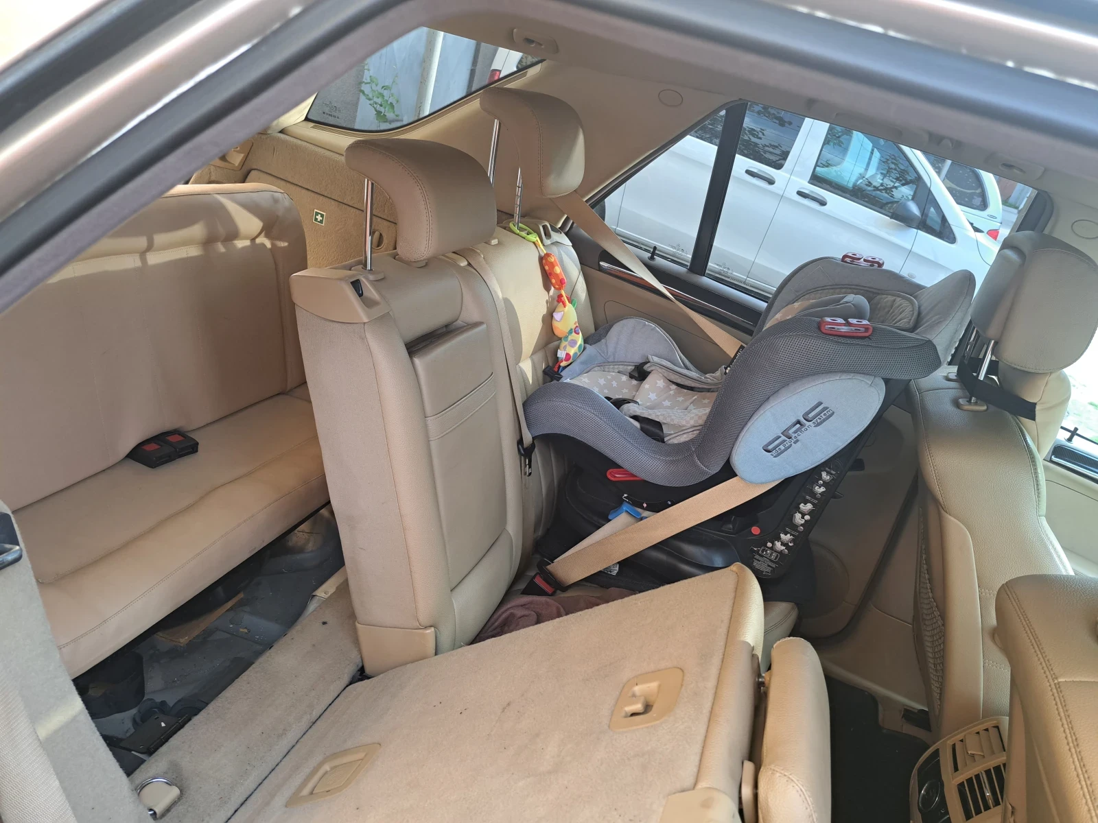 Mercedes-Benz ML 350 3.5 Gaz-benz 7 mesten, снимка 12 - Автомобили и джипове - 54361447