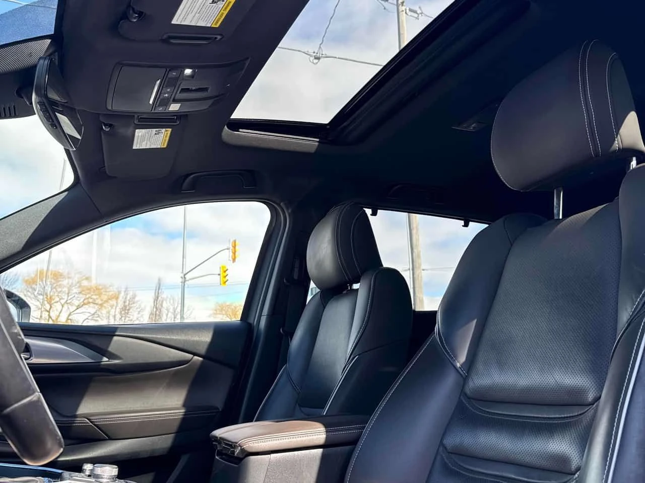 Mazda CX-9 Signature  CARFAX, снимка 12 - Автомобили и джипове - 53902956