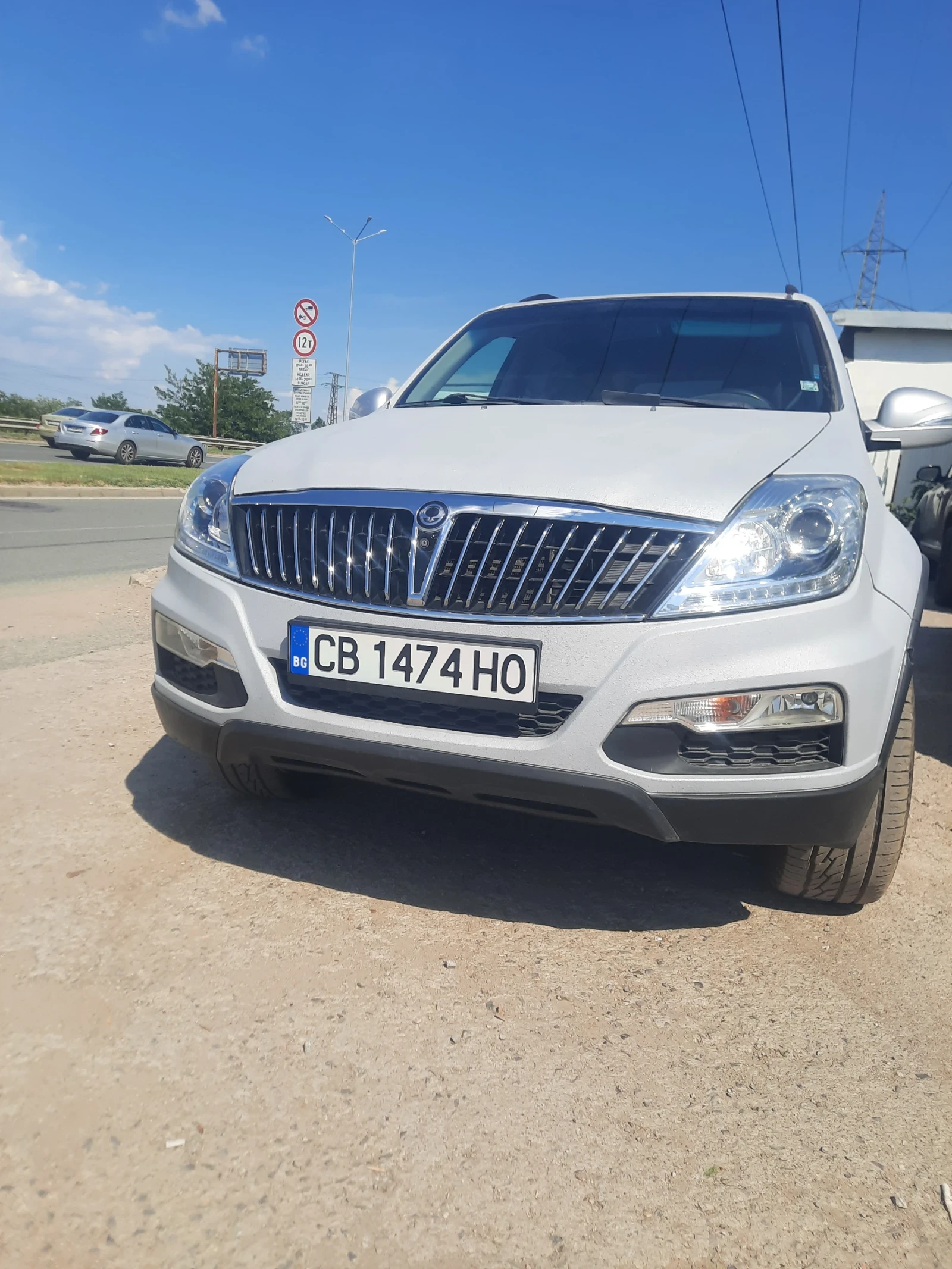 SsangYong Rexton 2.2 Кобра 7 местен предна и задна камера, снимка 4 - Автомобили и джипове - 54038477