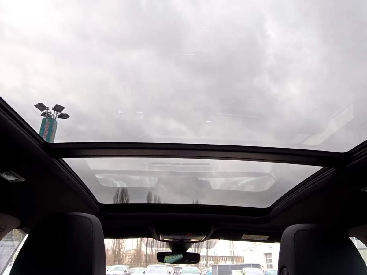 Skoda Karoq 2.0/150HP/SPORT/4X4/PANO/360/AMBI/DIGITAL/ACC/246z | Mobile.bg � ����������� 14