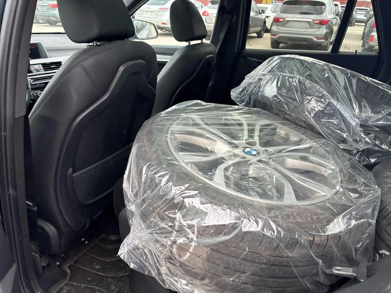 BMW X1 xDrive28i/CARFAX/����/�����/�������/����/+ ���� | Mobile.bg � ����������� 14