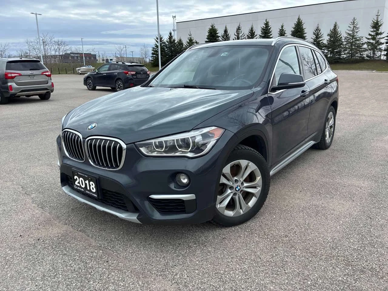 BMW X1 xDrive28i/CARFAX/Кожа/Памет/Подгрев/КЛИП/+ Гуми