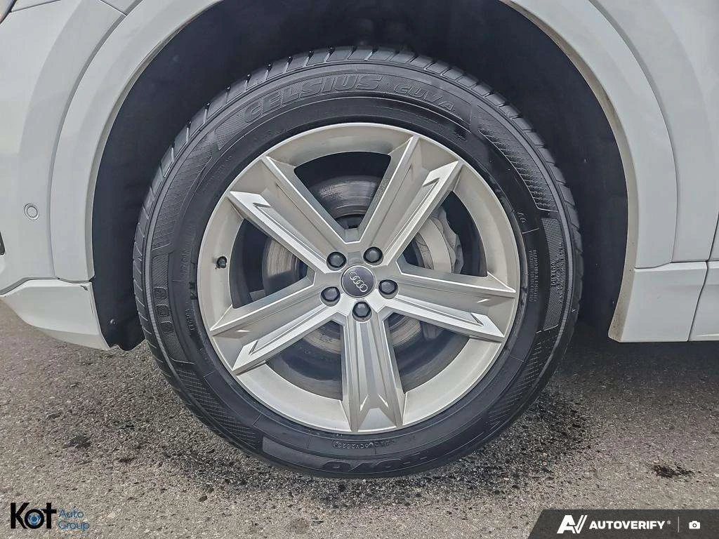 Audi Q8 Progressiv, снимка 6 - Автомобили и джипове - 54806797