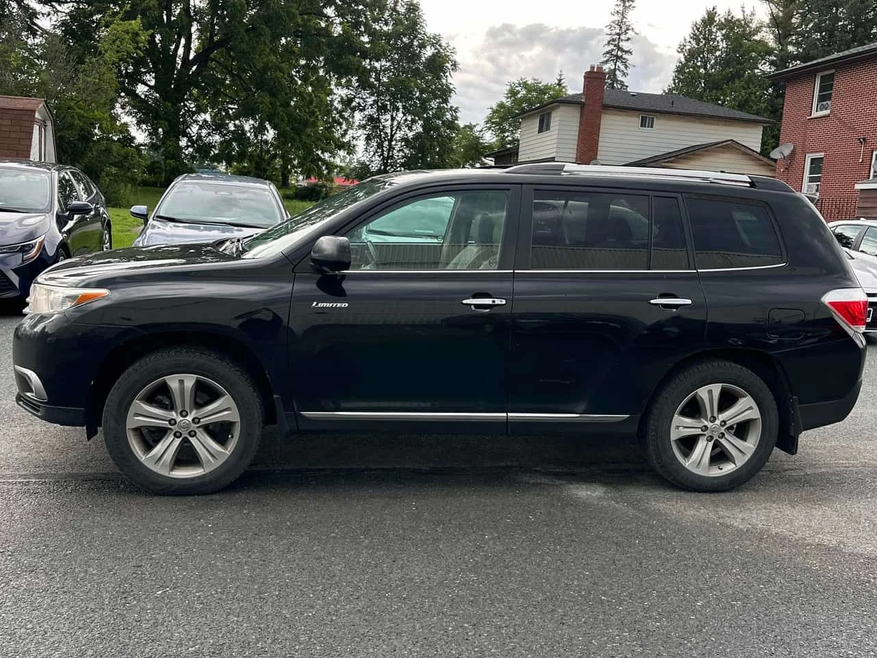 Toyota Highlander * Limited * АВТОКРЕДИТ БЕЗ ПЪРВОНАЧАЛНА ВНОСКА* , снимка 2 - Автомобили и джипове - 55373689