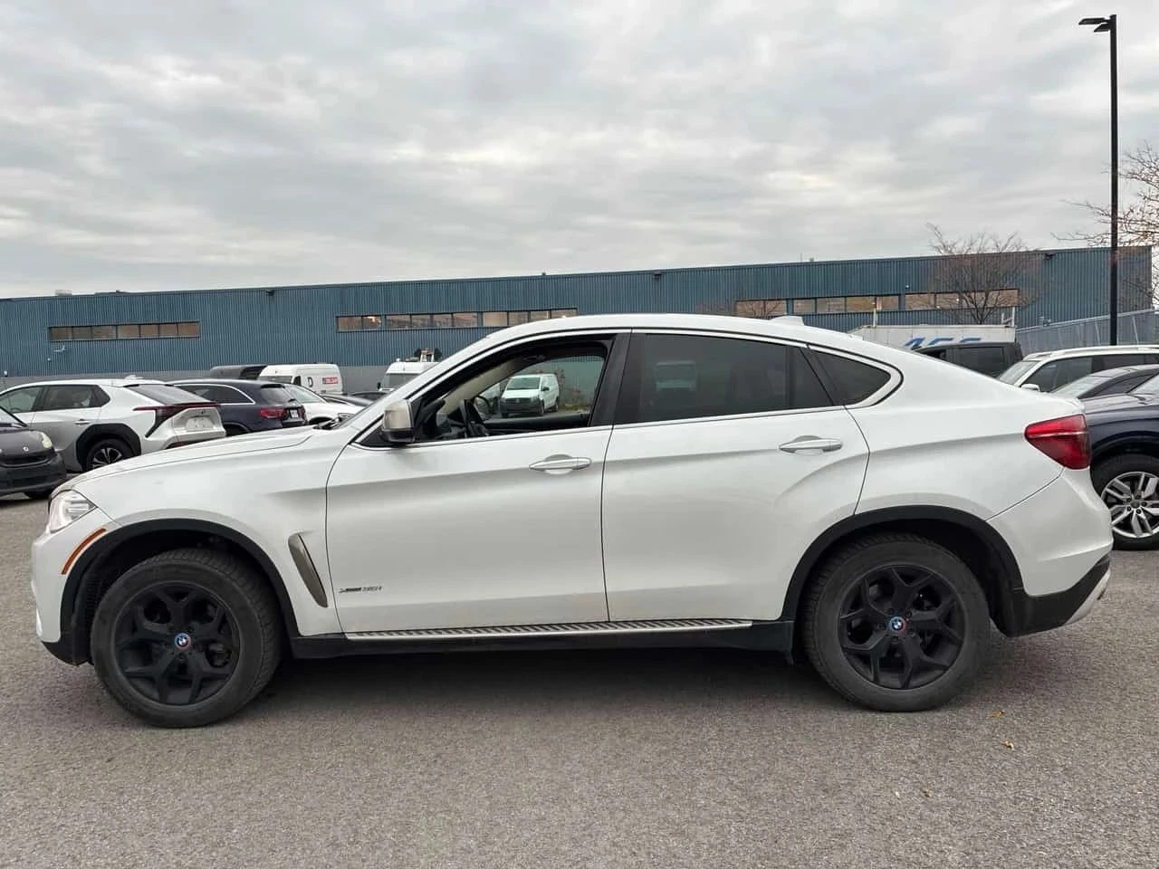 BMW X6, снимка 2 - Автомобили и джипове - 56732286