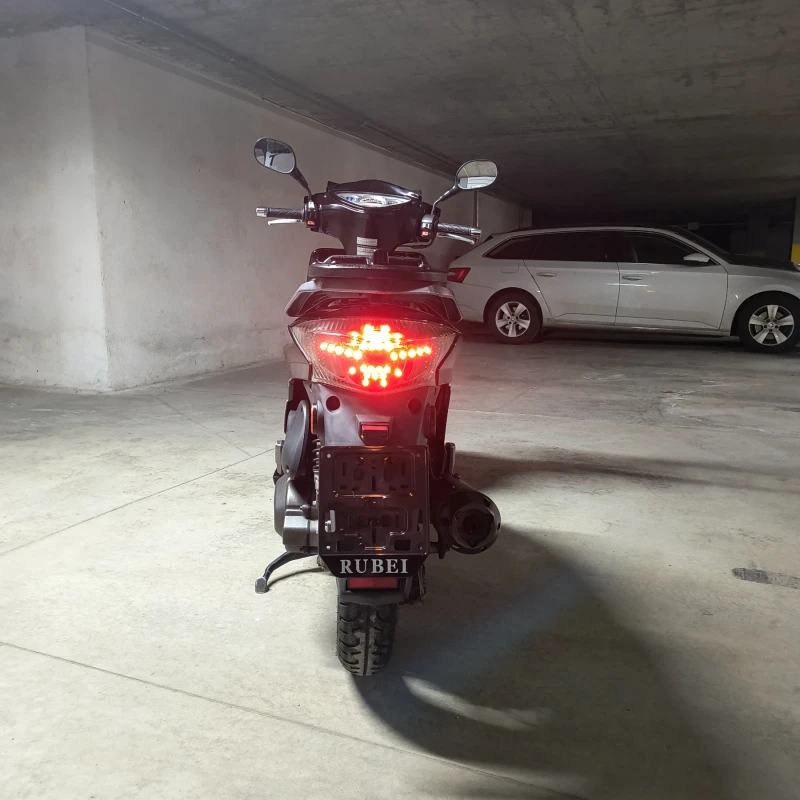 Kymco People S200i, снимка 10 - Мотоциклети и мототехника - 53526032