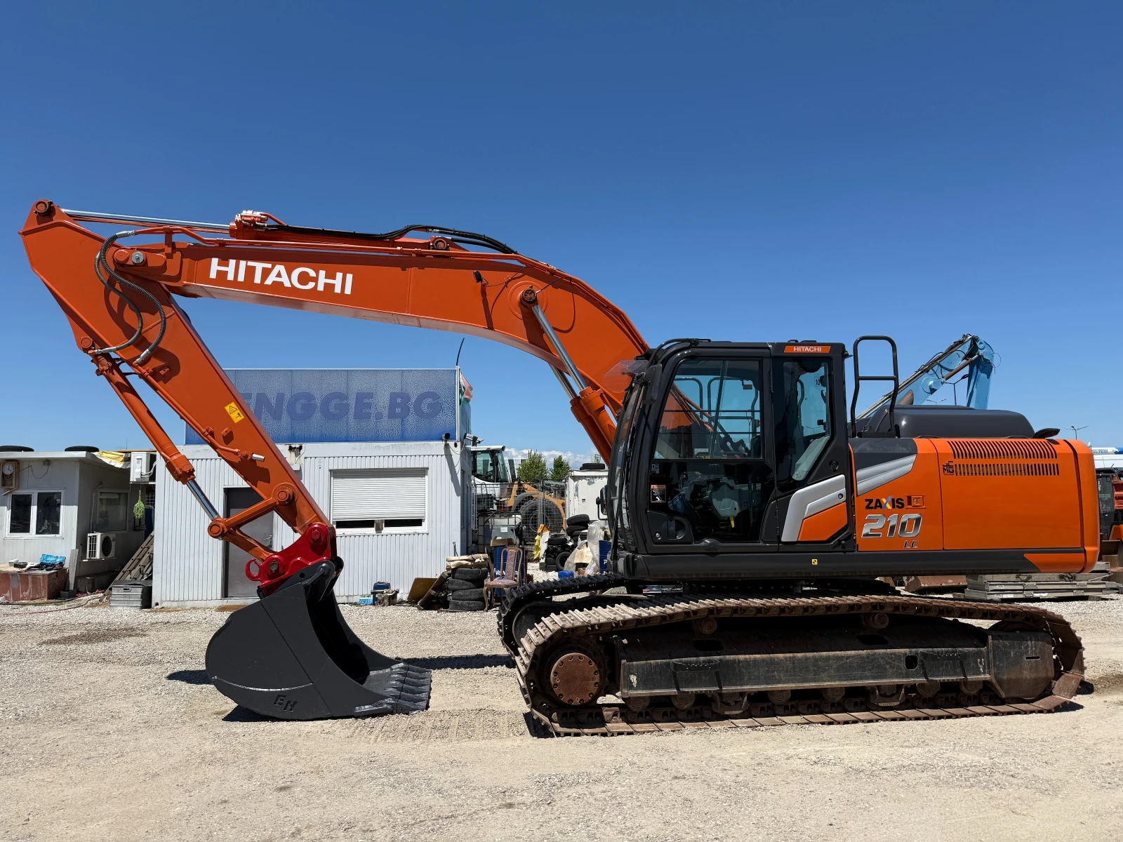 Багер Hitachi ZX 210 LC-7, снимка 2 - Индустриална техника - 54668032