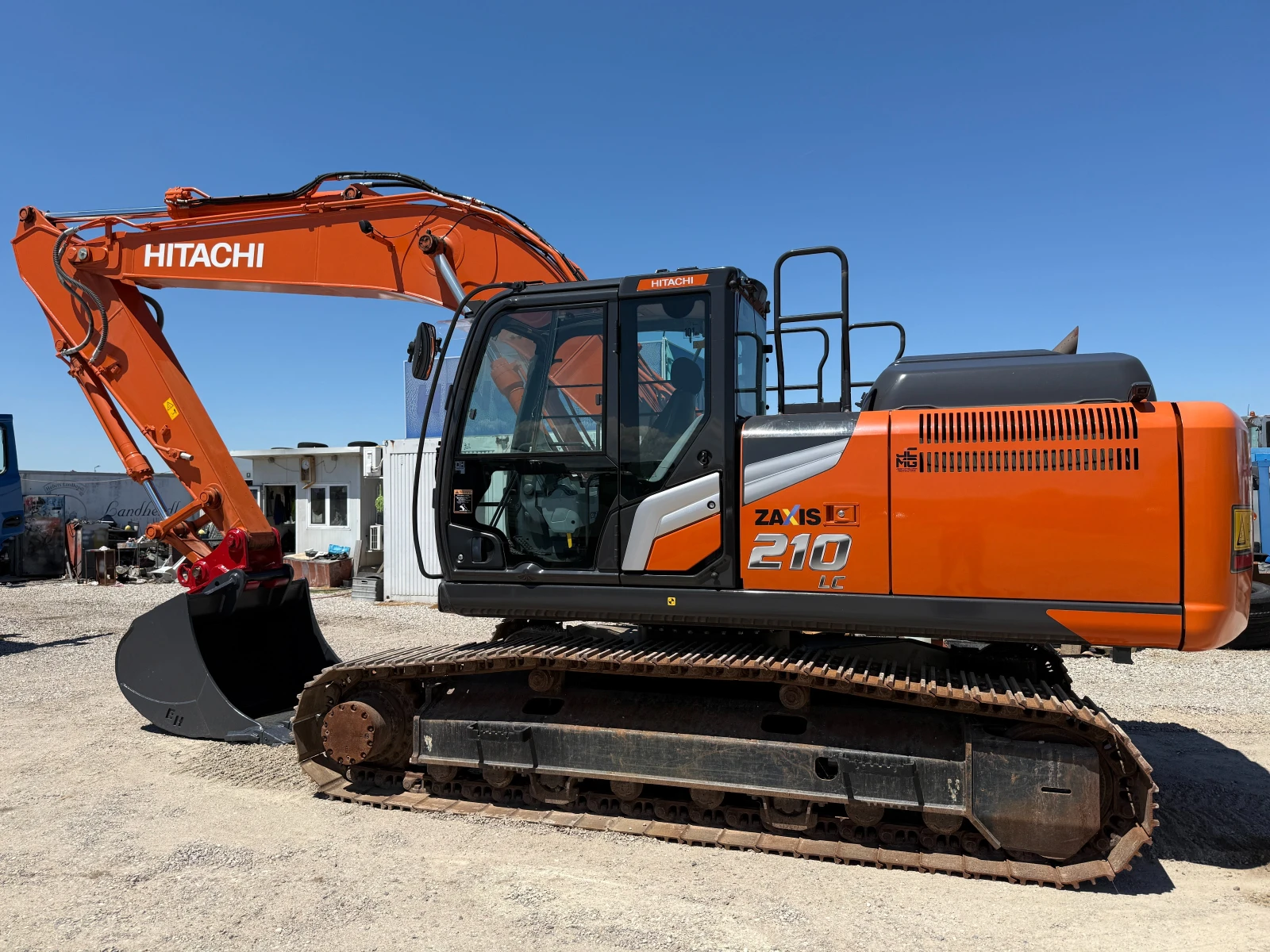 Багер Hitachi ZX 210 LC-7, снимка 6 - Индустриална техника - 54668032