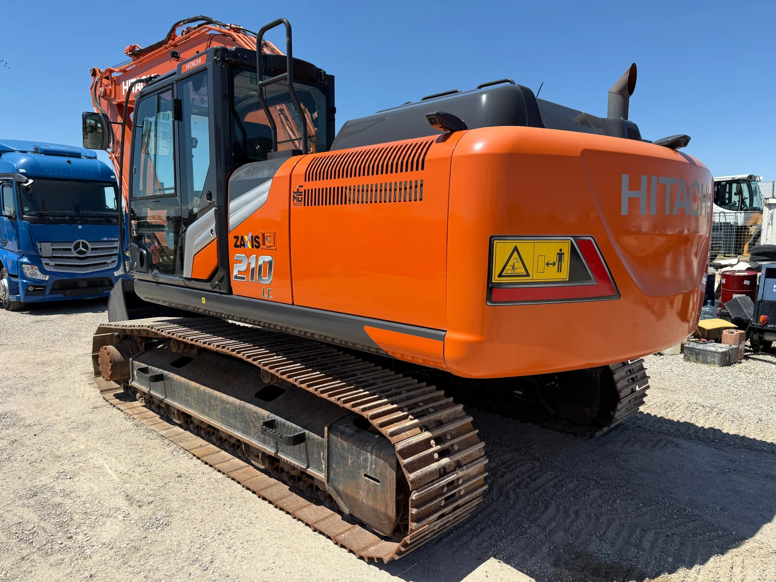 Багер Hitachi ZX 210 LC-7, снимка 8 - Индустриална техника - 54668032