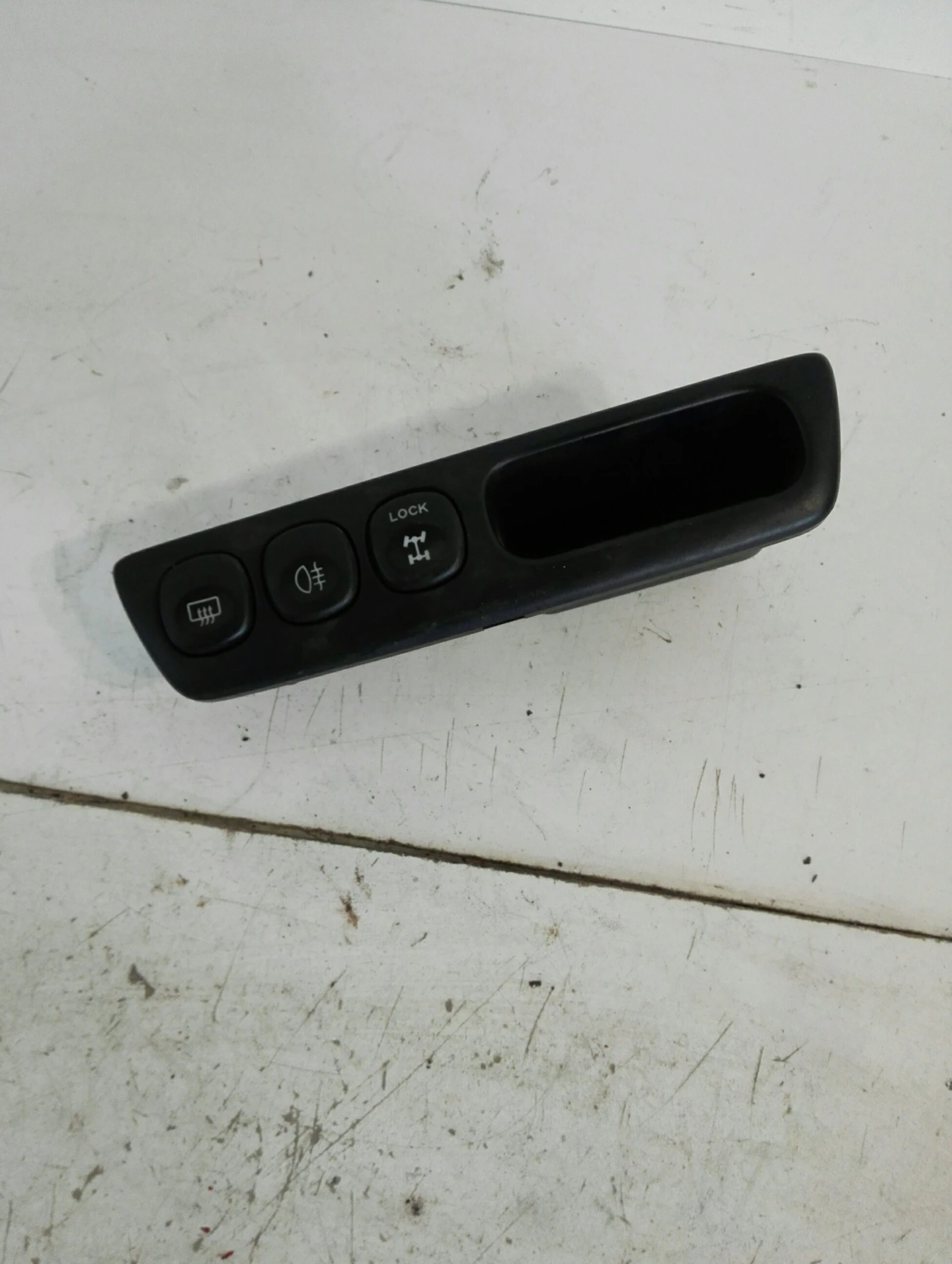 ����� ���� ������� 4�4 | Mobile.bg � ����������� 1