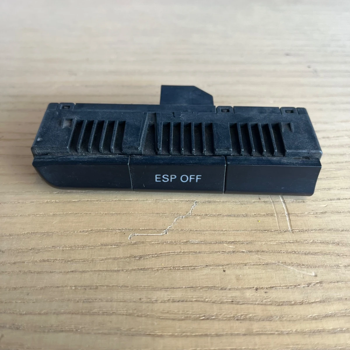 Единичен бутон ESP тракшън контрол за Audi A4A5Q5 8K1959673-3301