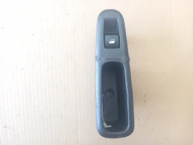 Копче ел стъкло задно дясно Пежо 5008 (б)