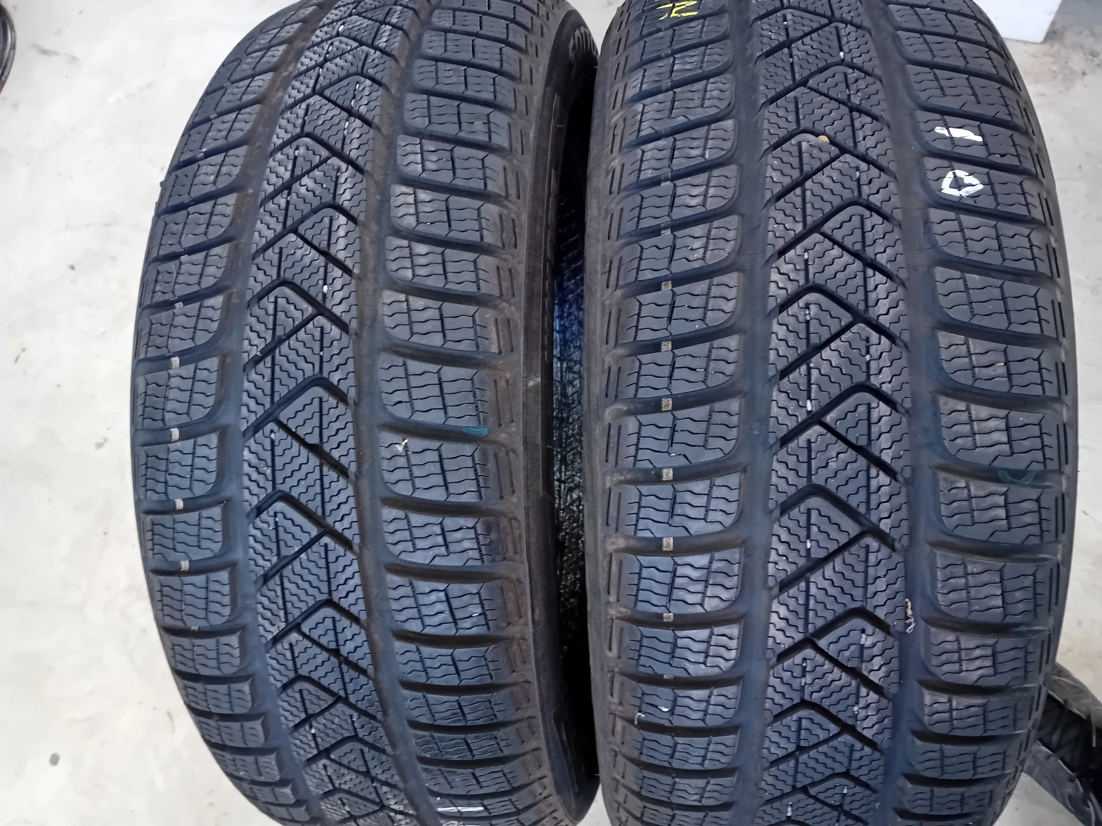  215/55R17 | Mobile.bg   1