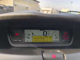 Citroen C4 Picasso 1.6HDI, 109кс, Като нов , снимка 13