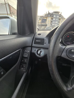 Mercedes-Benz C 200, снимка 10