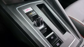VW Golf GTI* 2.0* ДИСТРОНИК* ПОДГРЕВ* ОБДУХВАНЕ* HUD* , снимка 14