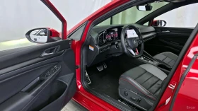 VW Golf GTI* 2.0* ДИСТРОНИК* ПОДГРЕВ* ОБДУХВАНЕ* HUD*  | Auto.bg — изображение 8