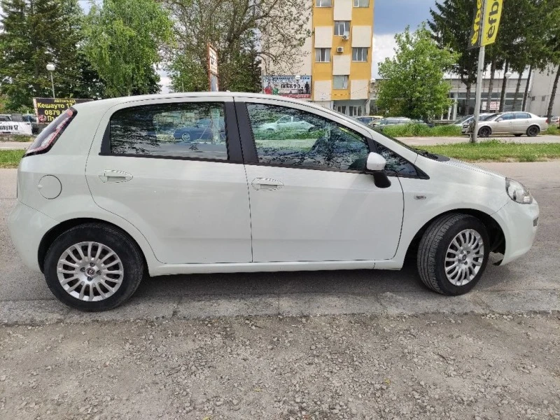 Fiat Punto 1.3 дизел 75 к. Multi jet , снимка 9 - Автомобили и джипове - 52622309