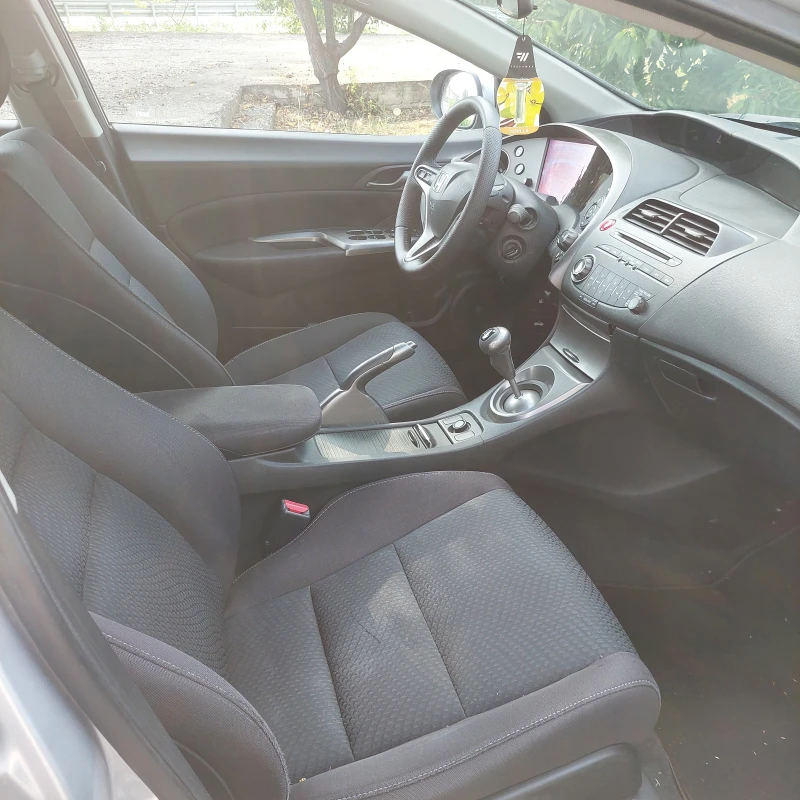 Honda Civic 1.4I, снимка 6 - Автомобили и джипове - 52218330