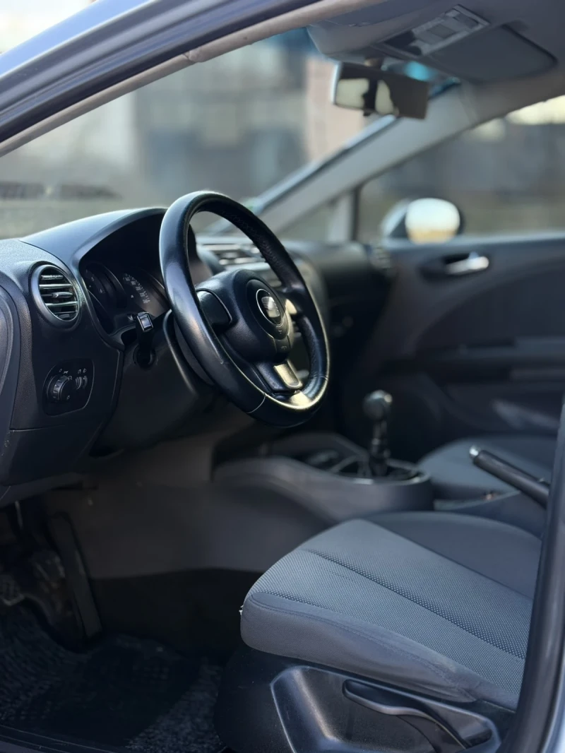 Seat Leon, снимка 8 - Автомобили и джипове - 52792877
